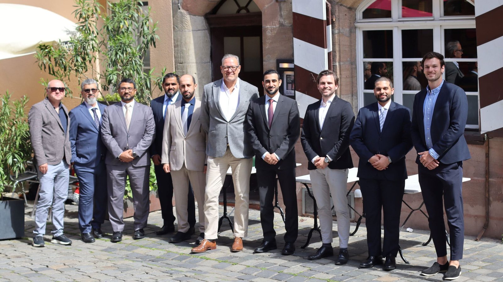 بلدية الشارقة تطلع على الممارسات العالمية المطبقة في المدن الذكية 1 بلدية الشارقة تطلع على الممارسات العالمية المطبقة في المدن الذكية