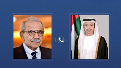 عبدالله بن زايد ورئيس الوزراء اللبناني يبحثان هاتفيا التطورات الإقليمية