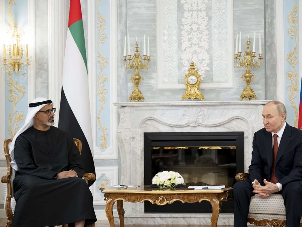 ولي عهد أبوظبي يلتقي الرئيس الروسي في العاصمة البيلاروسية مينسك 1 ولي عهد أبوظبي يلتقي الرئيس الروسي في العاصمة البيلاروسية مينسك