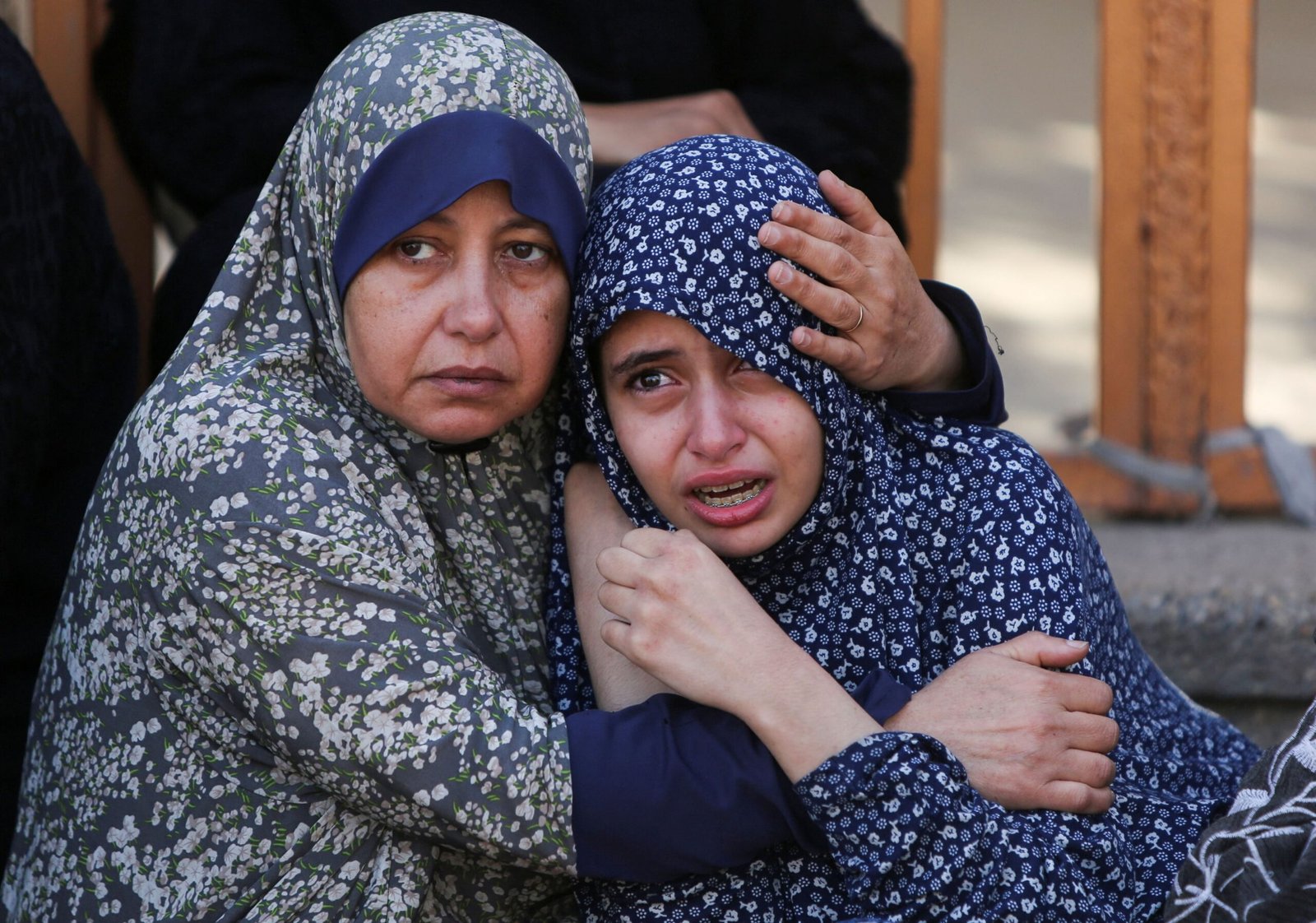 24 شهيدا فلسطينيا و 200 مصاب جراء استهداف مركز للمساعدات قرب رفح 1 24 شهيدا فلسطينيا و 200 مصاب جراء استهداف مركز للمساعدات قرب رفح