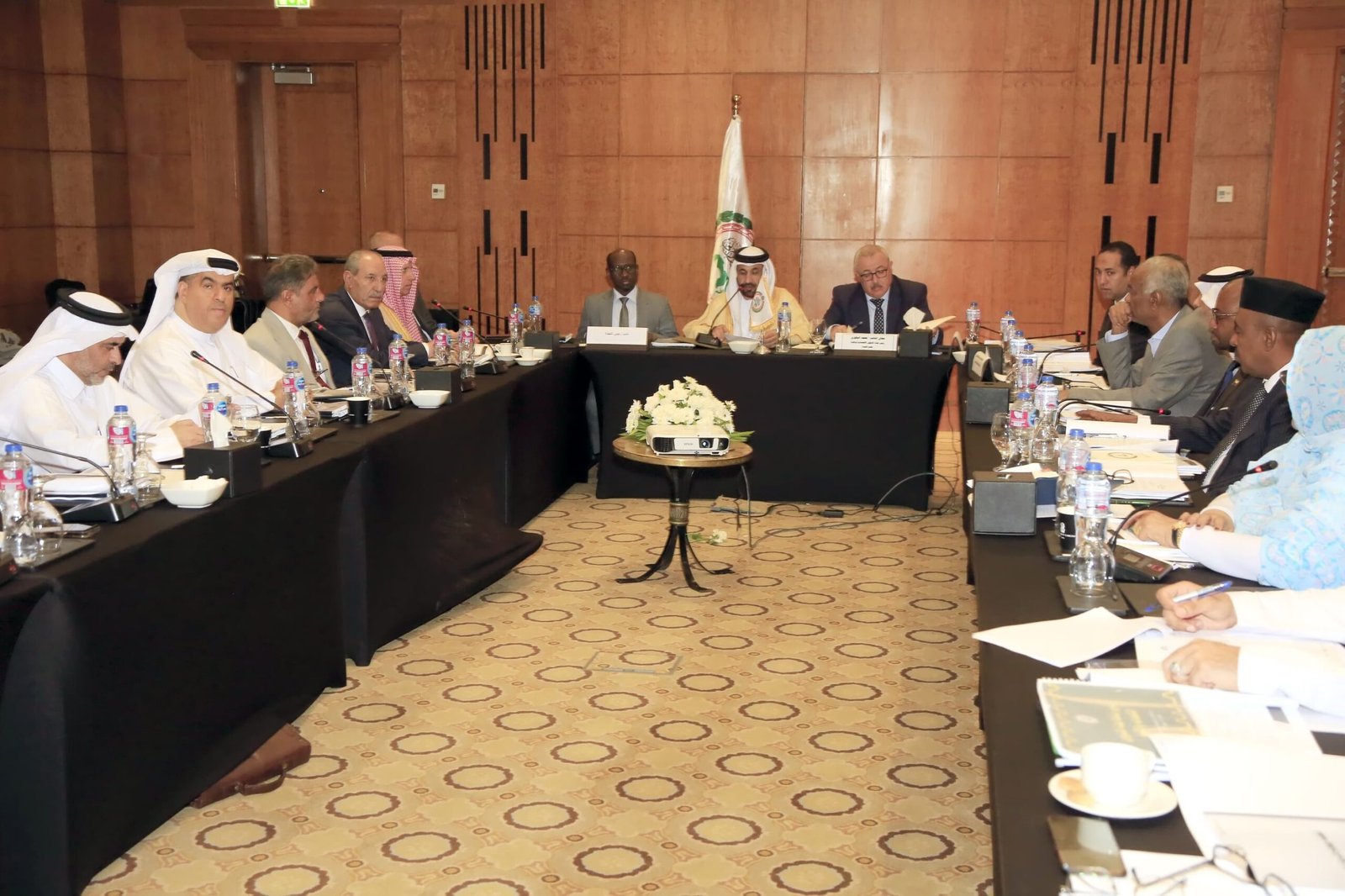 "الشعبة البرلمانية" تشارك في اجتماعات لجان البرلمان العربي في القاهرة 1 "الشعبة البرلمانية" تشارك في اجتماعات لجان البرلمان العربي في القاهرة