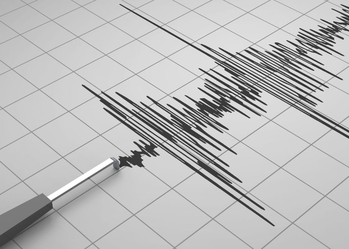 زلزال بقوة 4.6 درجة يضرب نابولي الإيطالية 1 زلزال بقوة 4.6 درجة يضرب نابولي الإيطالية