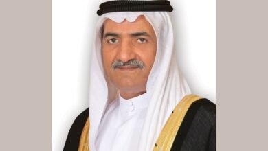 حمد الشرقي يؤدي صلاة عيد الأضحى المبارك في جامع الشيخ زايد بالفجيرة