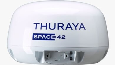 "سبيس 42" تطلق جهاز "نقطة اتصال الثريا للنطاق العريض المتنقل"