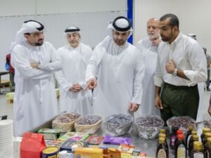منصور بن محمد 