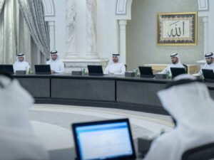 عبدالله بن سالم القاسمي يترأس اجتماع المجلس التنفيذي بالشارقة