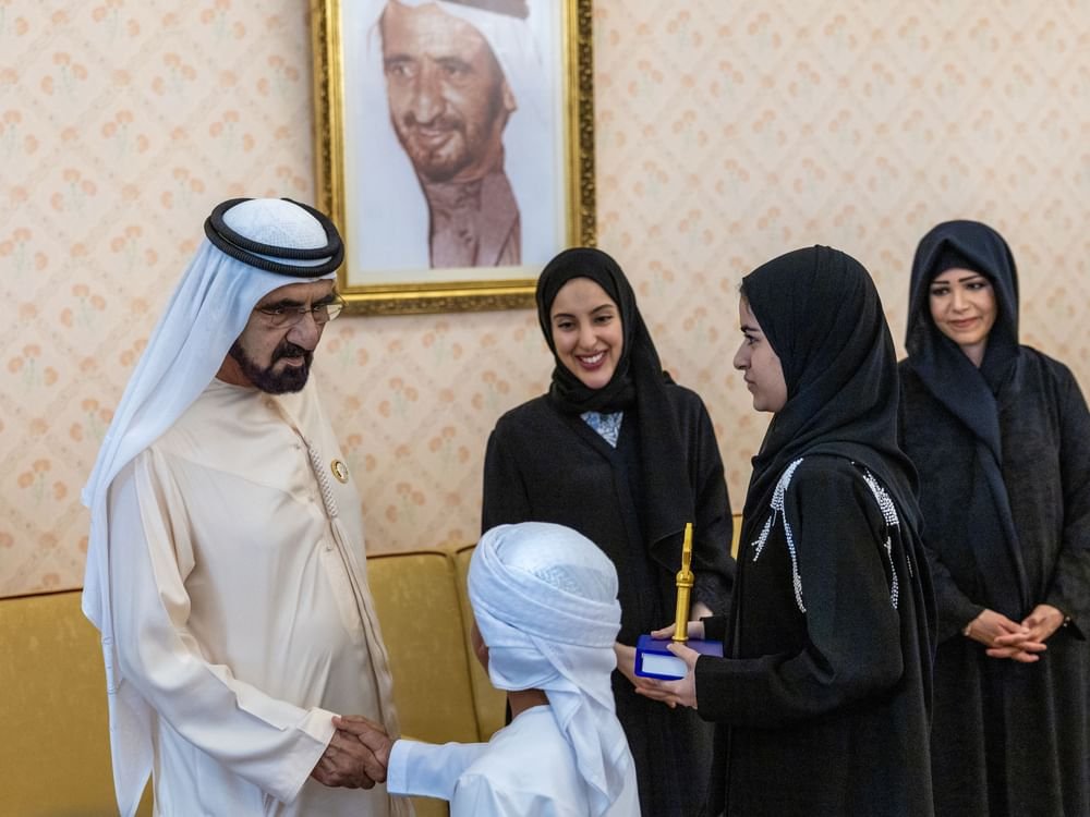 محمد بن راشد: بقيادة محمد بن زايد.. الإمارات ماضية في ترسيخ نموذج تنموي فريد 1 محمد بن راشد: بقيادة محمد بن زايد.. الإمارات ماضية في ترسيخ نموذج تنموي فريد