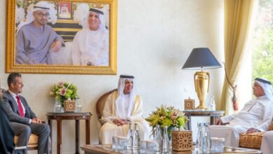 سعود بن صقر يستقبل قنصل عام نيوزيلندا