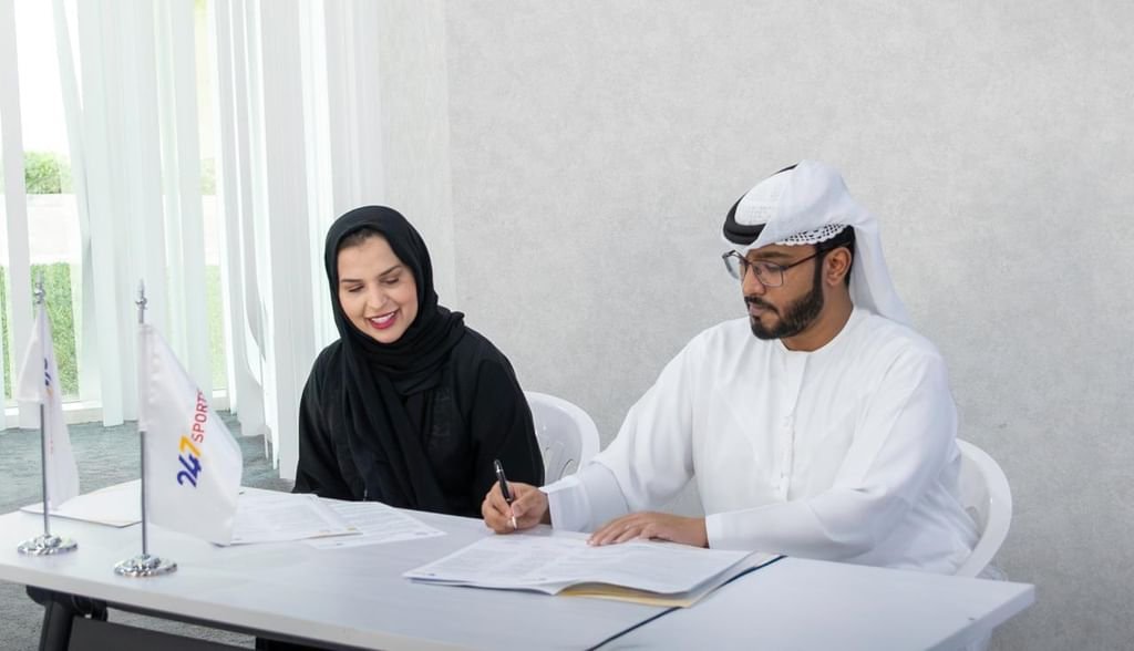 مذكرة تفاهم لدعم وتطوير "الريشة الطائرة" في الإمارات 1 مذكرة تفاهم لدعم وتطوير "الريشة الطائرة" في الإمارات
