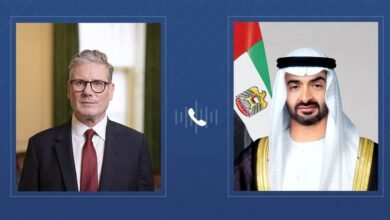 رئيس الدولة ورئيس وزراء بريطانيا يبحثان هاتفياً علاقات البلدين والتطورات الإقليمية