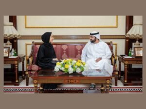 ولي عهد الفجيرة يستقبل وزيرة تمكين المجتمع ويؤكد أهمية تعزيز قيم المواطَنة الإيجابية