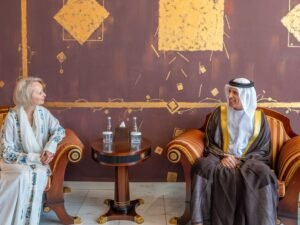سعود بن صقر يستقبل سفيرة الولايات المتحدة الأمريكية 2 سعود بن صقر يستقبل سفيرة الولايات المتحدة الأمريكية