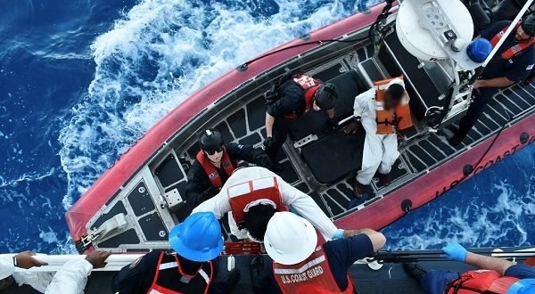 مصرع 4 مهاجرين وفقدان آخرين إثر انقلاب قارب قبالة سواحل الدومينيكان 1 مصرع 4 مهاجرين وفقدان آخرين إثر انقلاب قارب قبالة سواحل الدومينيكان