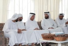 سعود بن صقر يقدم واجب العزاء في وفاة إبراهيم المعلا ومبارك الكتبي