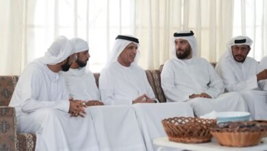 سعود بن صقر يقدم واجب العزاء في وفاة إبراهيم المعلا ومبارك الكتبي