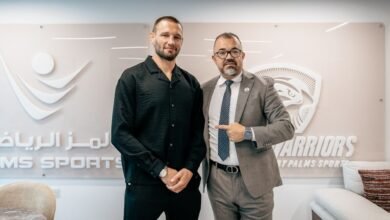 البطل الهولندي "دي ريدر"يؤكد جاهزيته لملاقاة ويتاكر في"ليلة النزال" بأبوظبي