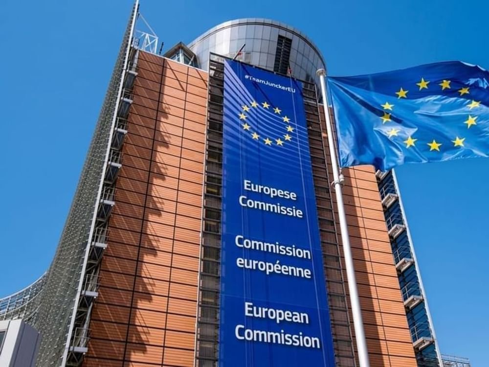 المفوضية الأوروبية تقترح موازنة بـ 2 تريليون يورو للعقد القادم 1 المفوضية الأوروبية تقترح موازنة بـ 2 تريليون يورو للعقد القادم
