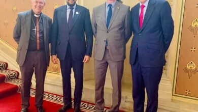 المبعوث البريطاني لحرية الدين يشيد بدور الإمارات الريادي في مجال تعزيز الحوار بين الثقافات