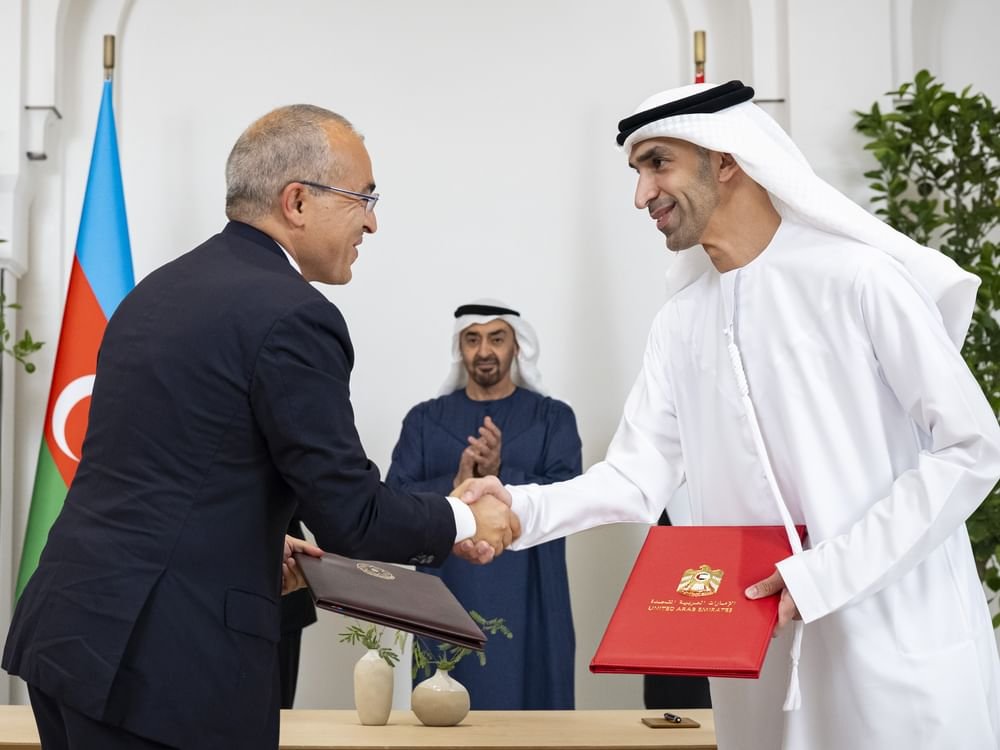 رئيس الدولة ورئيس أذربيجان يشهدان توقيع اتفاقية شراكة اقتصادية شاملة بين البلدين 1 رئيس الدولة ورئيس أذربيجان يشهدان توقيع اتفاقية شراكة اقتصادية شاملة بين البلدين
