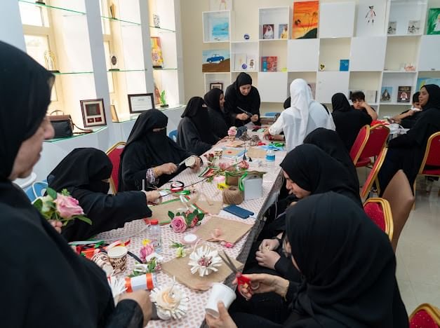 عجمان .. برامج وأنشطة مجتمعية تعزز قيم التعاون والعطاء