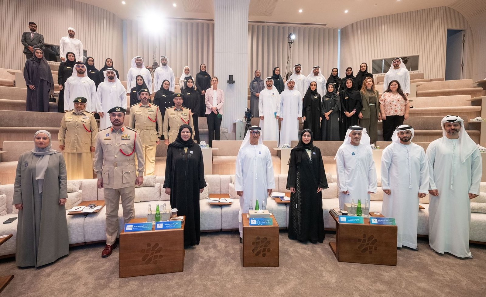 "تحدي 71" يختتم مرحلته الأولى بتأهل 16 من الكفاءات الإماراتية الشابة 1 "تحدي 71" يختتم مرحلته الأولى بتأهل 16 من الكفاءات الإماراتية الشابة