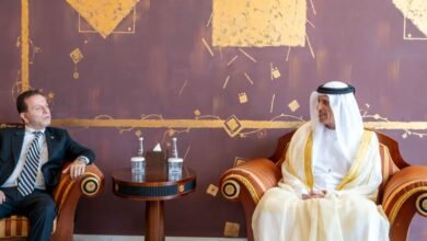 سعود بن صقر يستقبل سفير السلفادور