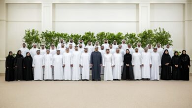 رئيس الدولة يستقبل وفد مكتب شؤون حجاج الإمارات ويشيد بجهودهم