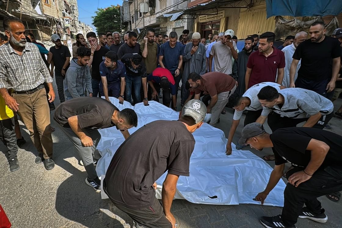 25 شهيدا فلسطينيا قرب مركز توزيع مساعدات شمال رفح 1 25 شهيدا فلسطينيا قرب مركز توزيع مساعدات شمال رفح