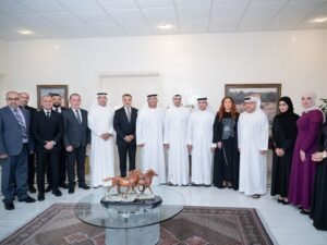 حمد الشرقي يستقبل فريق هيئة الفجيرة للثقافة والإعلام الفائز بجوائز المهرجان العربي للإذاعة والتلفزيون