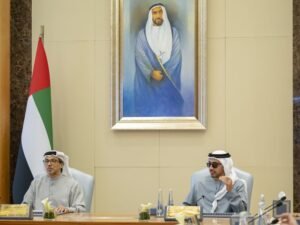 بحضور منصور بن زايد ومكتوم بن محمد لجنة الميزانية العامة للاتحاد تناقش مشروع الميزانية للسنة المالية 2026