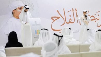 بالتعاون مع دائرة تنمية المجتمع جامعة محمد بن زايد للعلوم الإنسانية تدعم المواهب الأدبية من خلال مسابقة «شاعر نبض الفلاح»