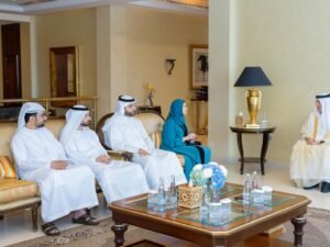 سعود بن صقر يستقبل وزيرة التربية والتعليم ويؤكد أن التعليم ركيزة لمواصلة مسيرة التنمية