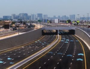 بسعة 4 مسارات.. «طرق دبي» تفتتح نفقاً بطول 800 متر ضمن مشروع تطوير شارع أم سقيم