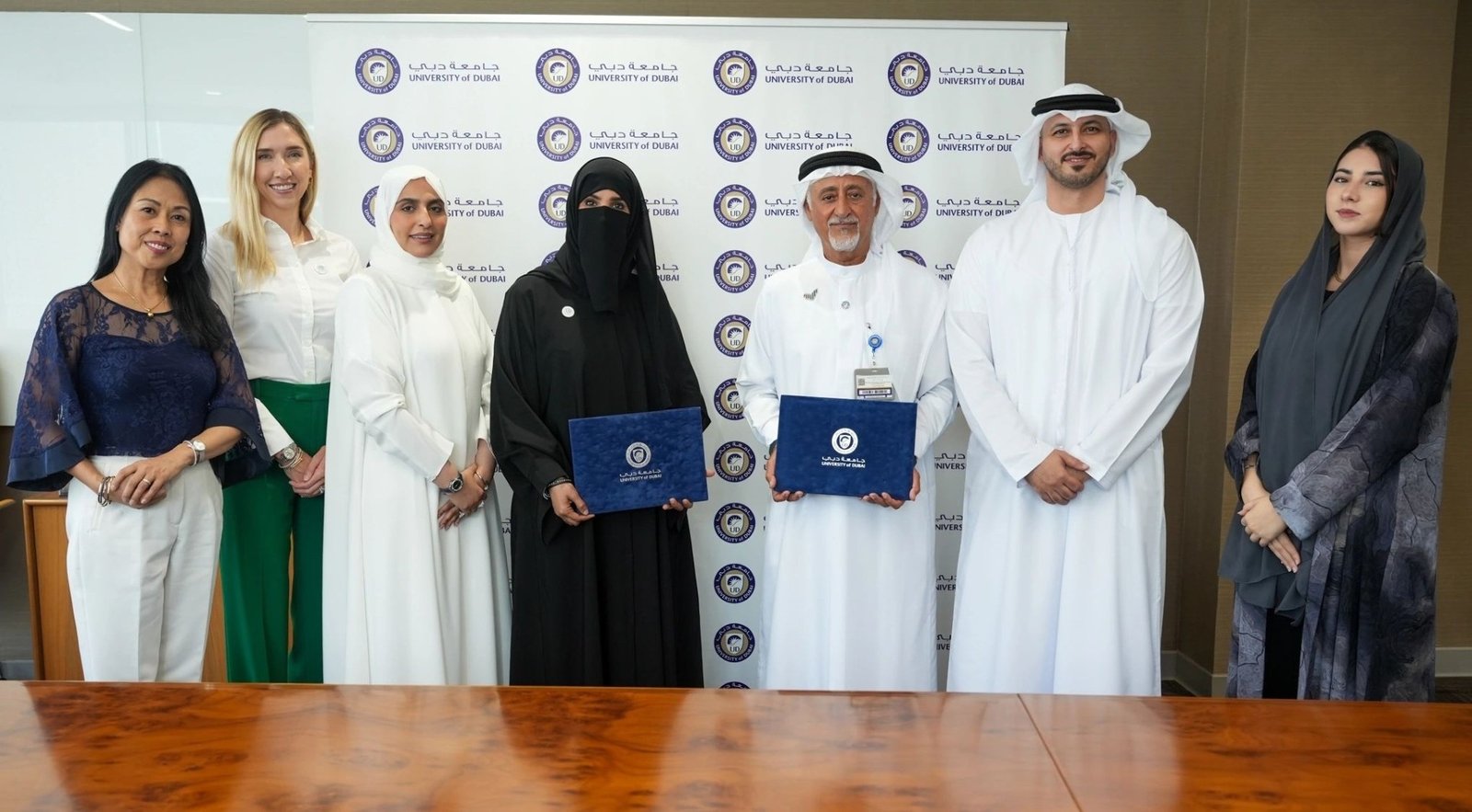 جامعة دبي ومنظمة نساء الشرق الأوسط للأمن السيبراني توقعان مذكرة تفاهم لإطلاق برنامج CyberSHE في الإمارات 1 جامعة دبي ومنظمة نساء الشرق الأوسط للأمن السيبراني توقعان مذكرة تفاهم لإطلاق برنامج CyberSHE في الإمارات