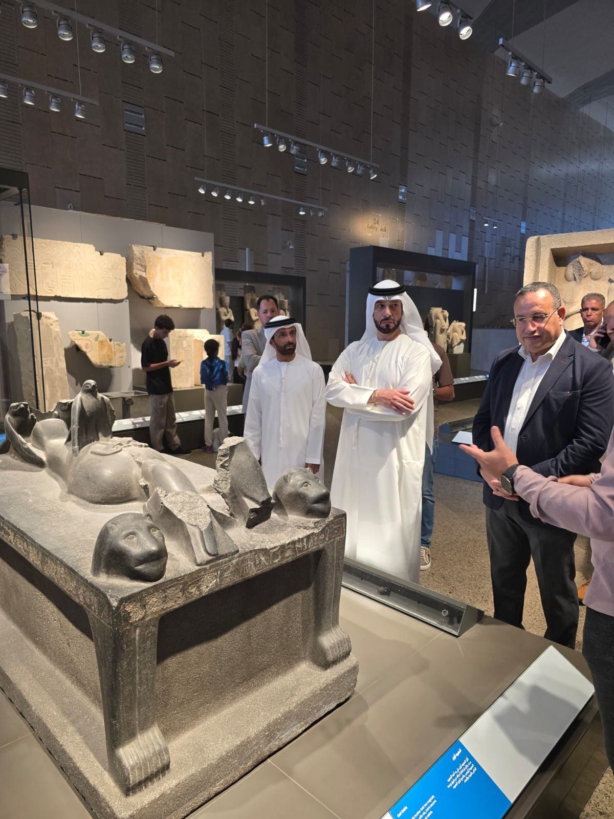وفد إماراتي يختتم جولته في مصر بتعزيز التعاون الأكاديمي والثقافي 1 وفد إماراتي