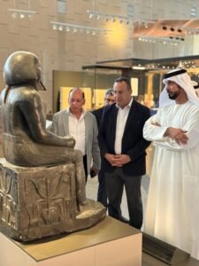 وفد إماراتي يختتم جولته في مصر بتعزيز التعاون الأكاديمي والثقافي