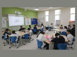 مدارس الدولة تستقبل الطلبة مع بدء العام الأكاديمي الجديد