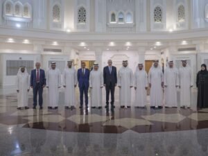 سلطان بن أحمد القاسمي يشهد توقيع مذكرة تفاهم بين مجلس القضاء وجامعة الشارقة