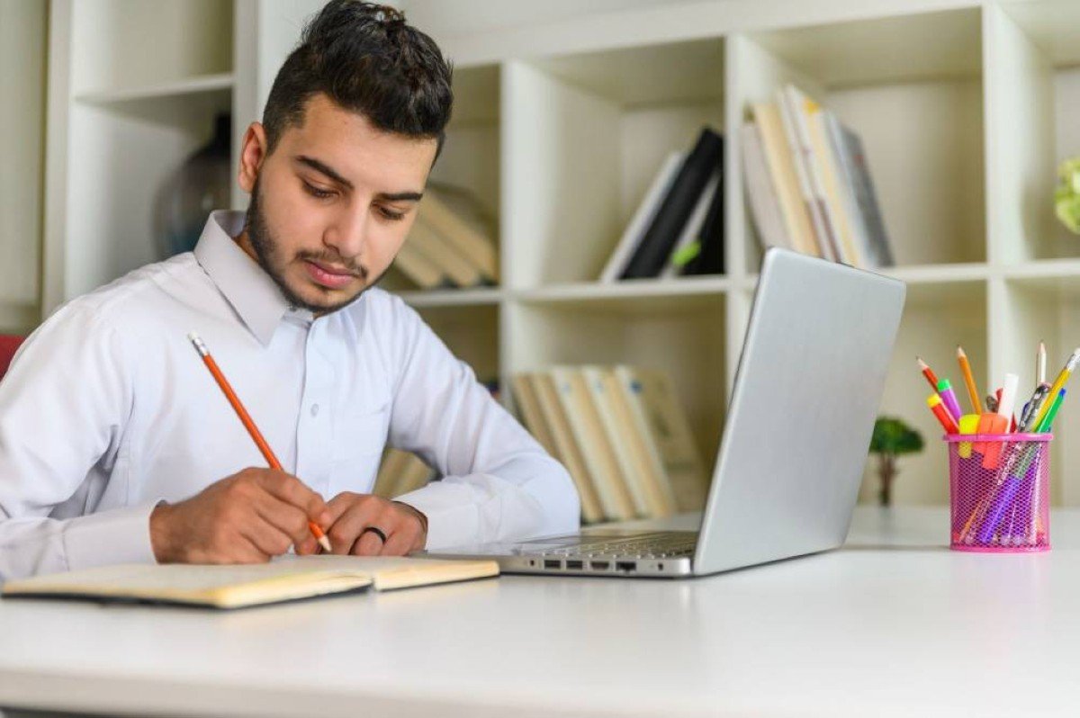 إعلان نتائج الشهادات البريطانية ابتداء من الخميس المقبل 1 إعلان نتائج الشهادات البريطانية ابتداء من الخميس المقبل
