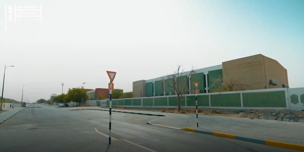 بلدية العين تنجز مشروعاً تطويرياً متكاملاً في منطقة المدارس 1 بلدية العين تنجز مشروعاً تطويرياً متكاملاً في منطقة المدارس