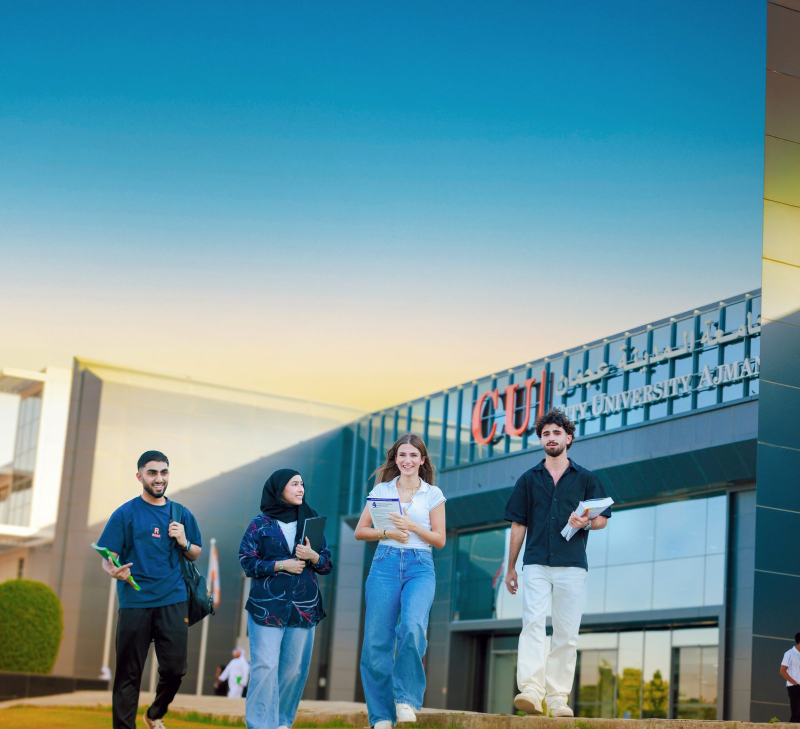 جامعة المدينة عجمان تفتح باب القبول لفصل الخريف 2025 1 جامعة المدينة عجمان