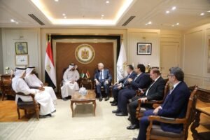 خليفة بن محمد يلتقي وزير التعليم العالي المصري لمتابعة افتتاح صرح جامعة الإسكندرية بأبوظبي