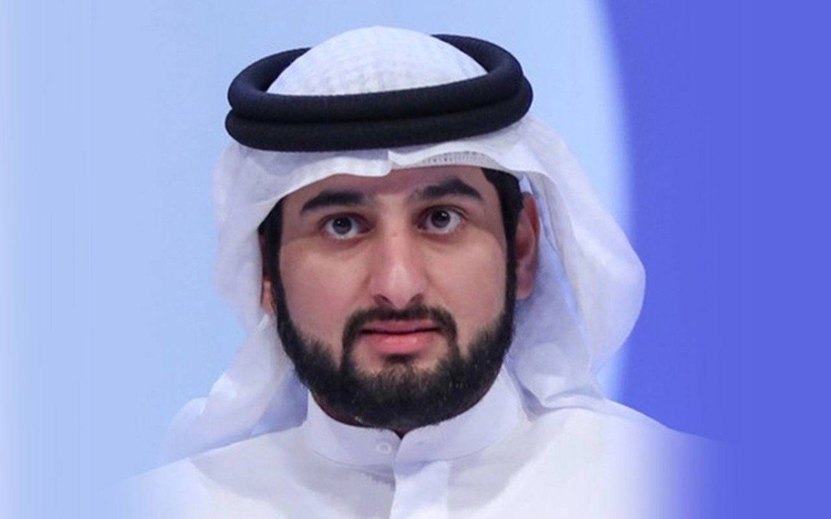 أحمد بن محمد: المرأة الإماراتية تركت بصمتها في كل إنجاز وطني 1 أحمد بن محمد: المرأة الإماراتية تركت بصمتها في كل إنجاز وطني
