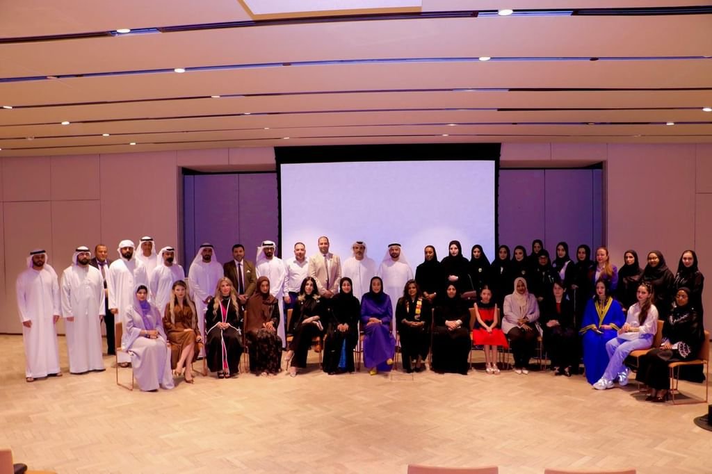 "الإمارات للمحامين والقانونيين" يحتفي بالمرأة الإماراتية 1 "الإمارات للمحامين والقانونيين" يحتفي بالمرأة الإماراتية