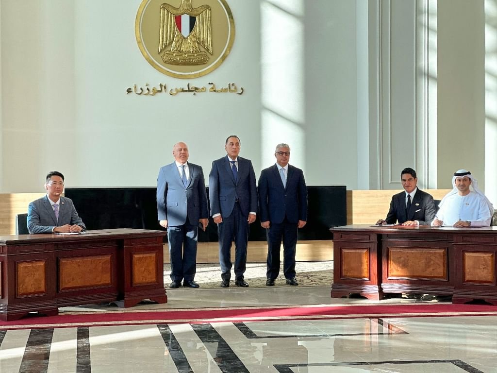 "جي إس يو" الإماراتية تنضمّ لمشروع عالمي للطاقة الشمسية في مصر 1 "جي إس يو" الإماراتية تنضمّ لمشروع عالمي للطاقة الشمسية في مصر
