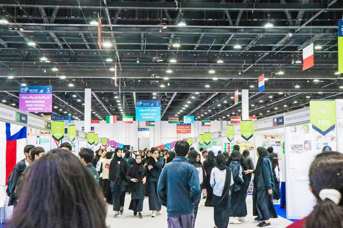 الإمارات في سبتمبر/ أجندة مزدحمة بالفعاليات والأنشطة العالمية 1 الإمارات في سبتمبر/ أجندة مزدحمة بالفعاليات والأنشطة العالمية