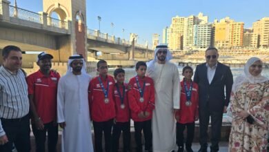 وفد إماراتي برئاسة خليفة بن محمد يلتقي بأبطال منتخبنا الفائزين ببرونزية الخماسي الحديث بمصر