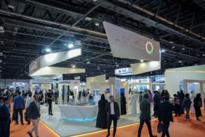 الإمارات في سبتمبر/ أجندة مزدحمة بالفعاليات والأنشطة العالمية