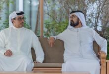 محمد بن راشد يلتقي منصور بن زايد ويبحثان سبل تعزيز مسيرة التنمية الشاملة في دولة الإمارات
