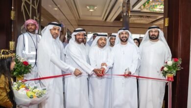 سعيد الشرقي يفتتح "معرض العائلة" بدبا الفجيرة